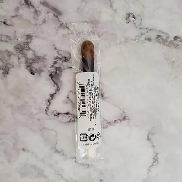 BareMinerals Blemish Remedy Brush - Picture 2 of 2